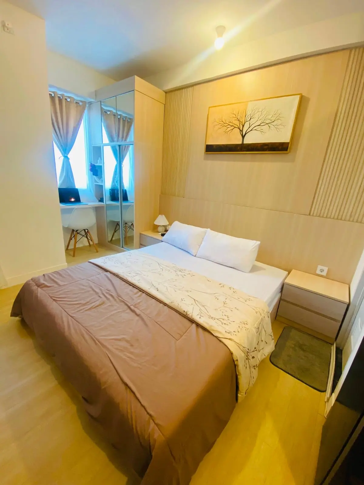 Kamar tipe studio premium full furnished di Grand Kamala Lagoon Tower Isabella Bekasi.